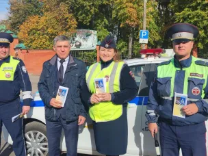 Балахнинские госавтоинспекторы и общественники провели профилактическое мероприятие.